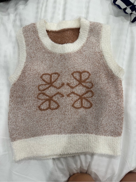 no brand Sweaters - Cream & Brown Knit Sleeveless V-Neck Sweater Vest